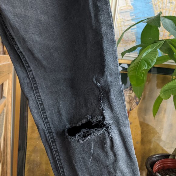 H&M Divided Grey/Gray Girlfriend Jeans sz 6 - Picture 5 of 10